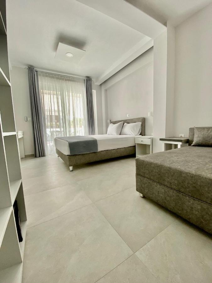 Апартаменты Interni Luxury Living Никити Экстерьер фото